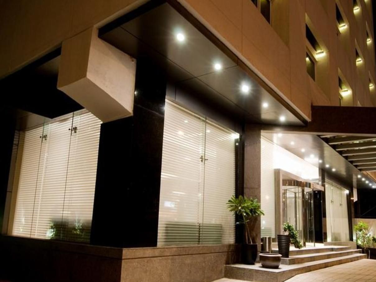 Hotel Suba International Sahar Road 4*