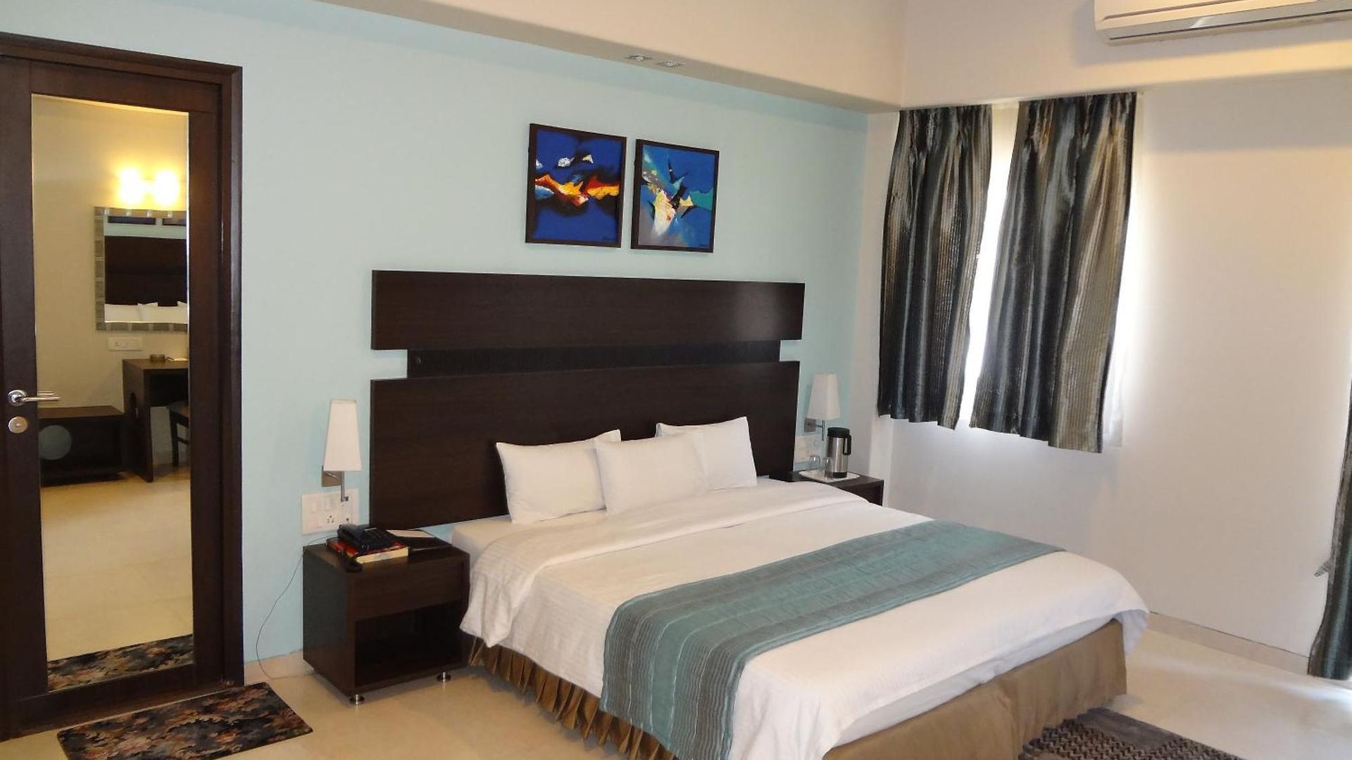 Hotel Chateau Windsor - Marine Drive