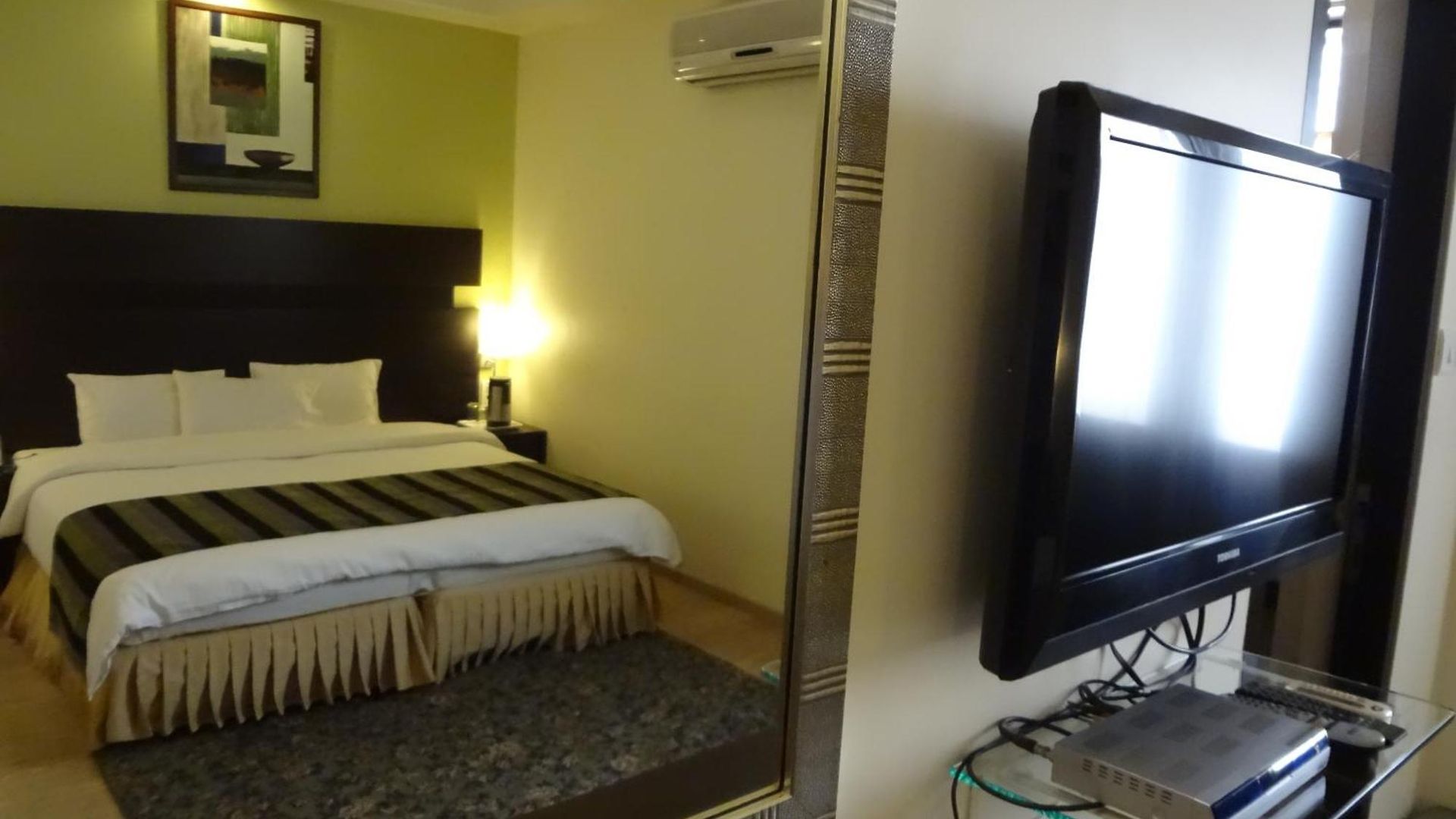 Hotel Chateau Windsor - Marine Drive 3*