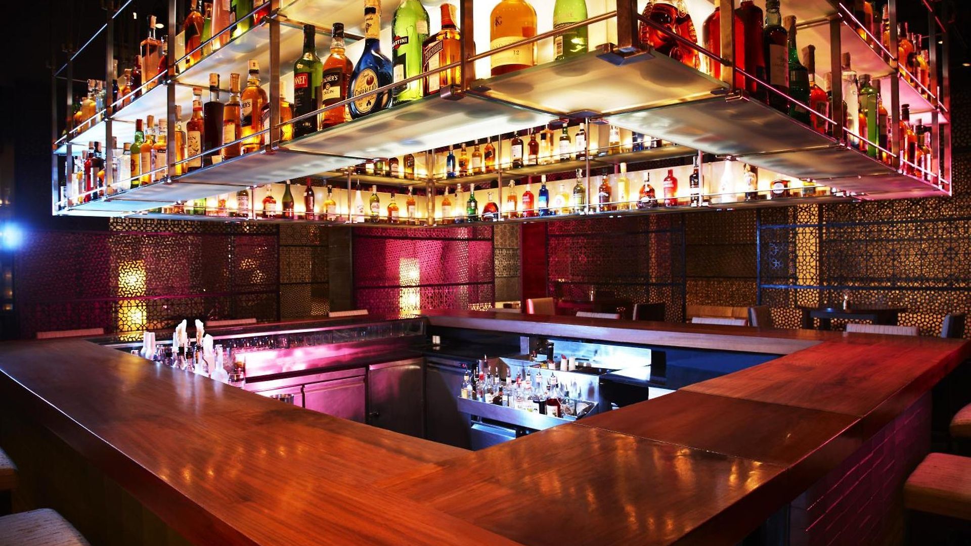 Hotel President - Ihcl Seleqtions Mumbai