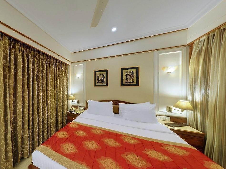 Regal Enclave 3* Mumbai