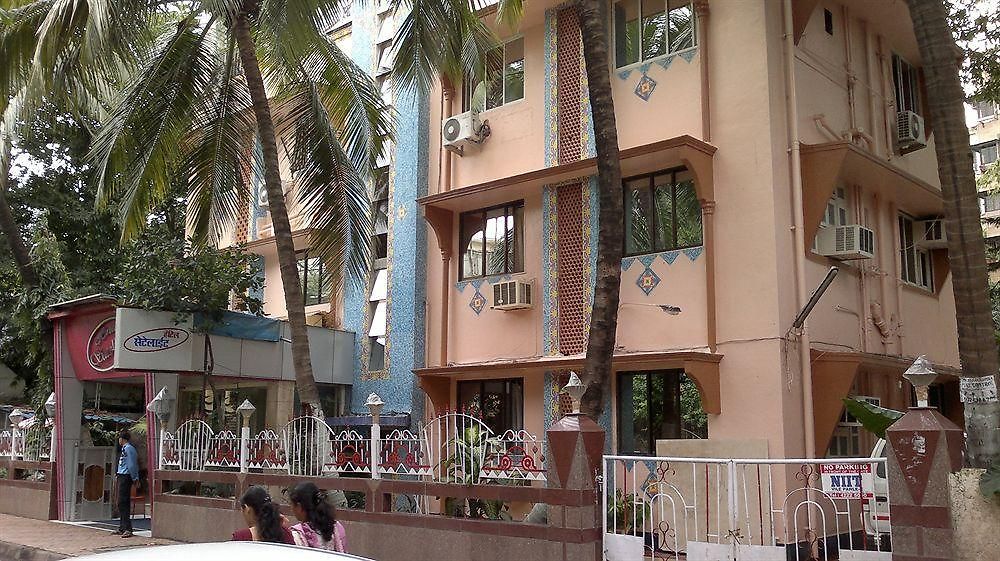 Satellite Hotel 3*