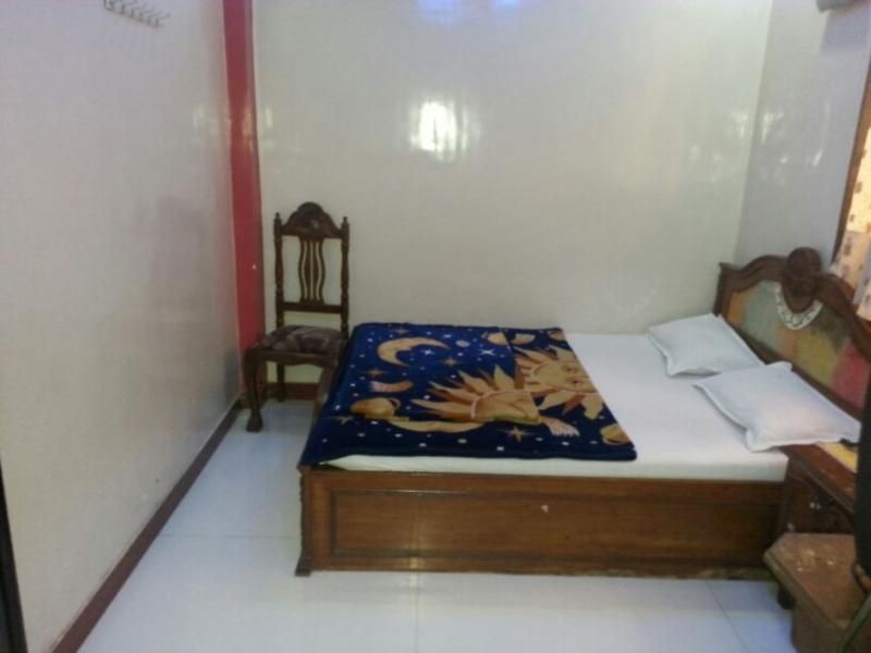 Satellite Hotel Mumbai