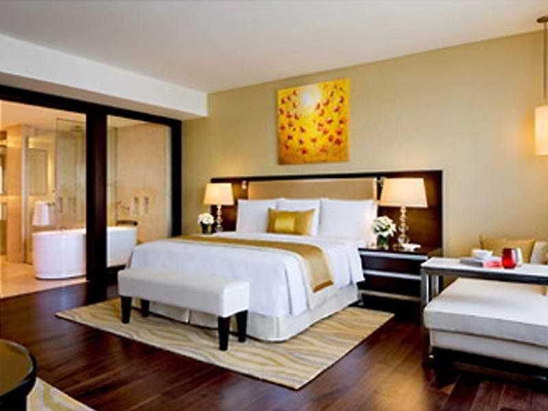 Hotel Courtyard By Marriott International Airport 5*