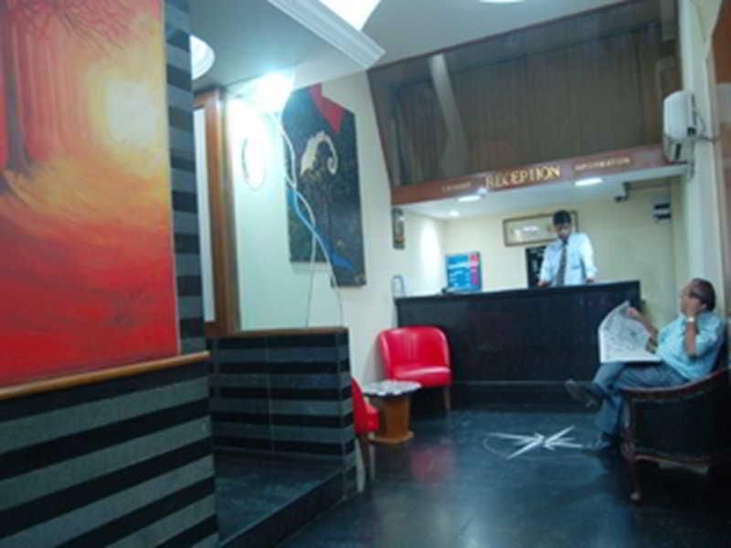 Kings International Juhu Hotel 3*