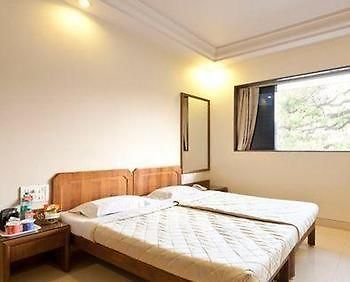 Accord Hotel Mumbai