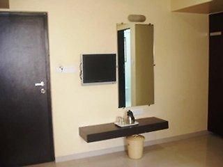 Fabhotel Kamran Residency - Nr Lbs Marg Hotel