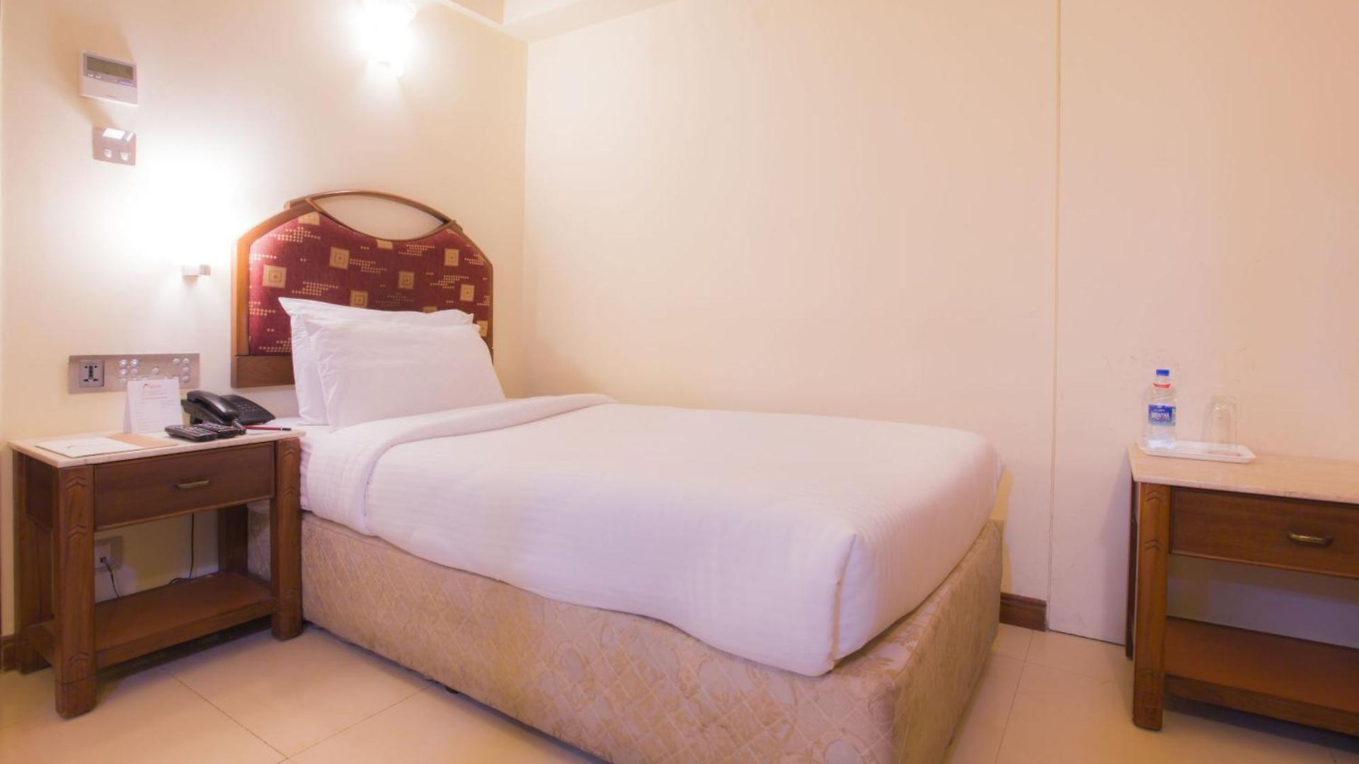 Airport International 3*