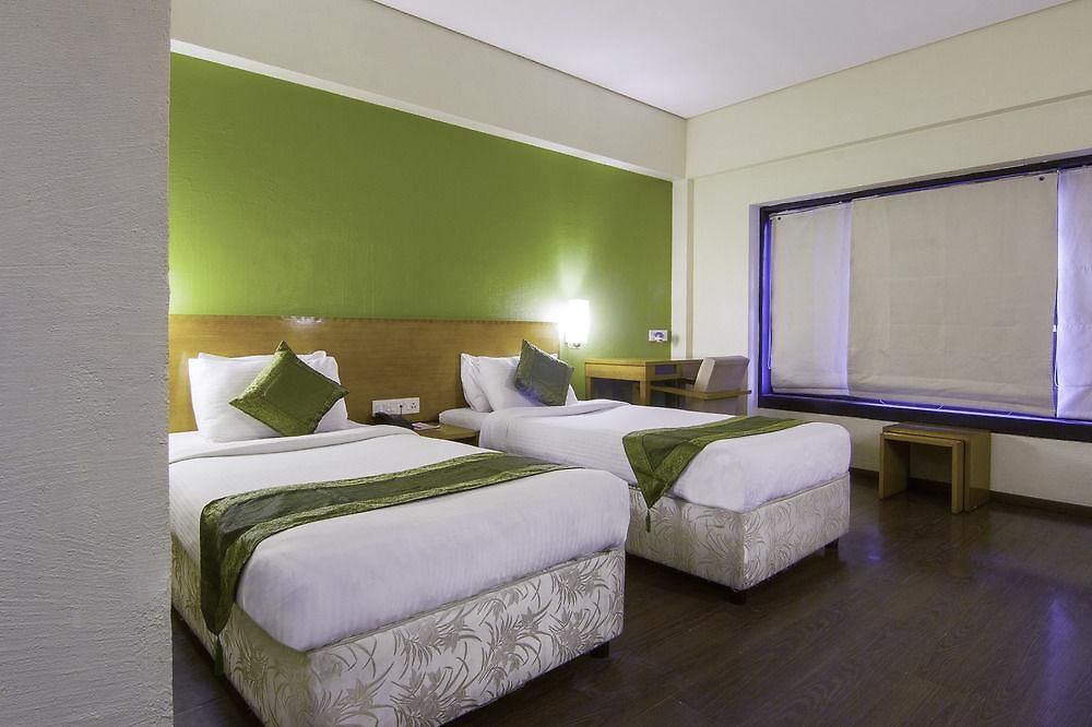 Hotel The Legend 3*