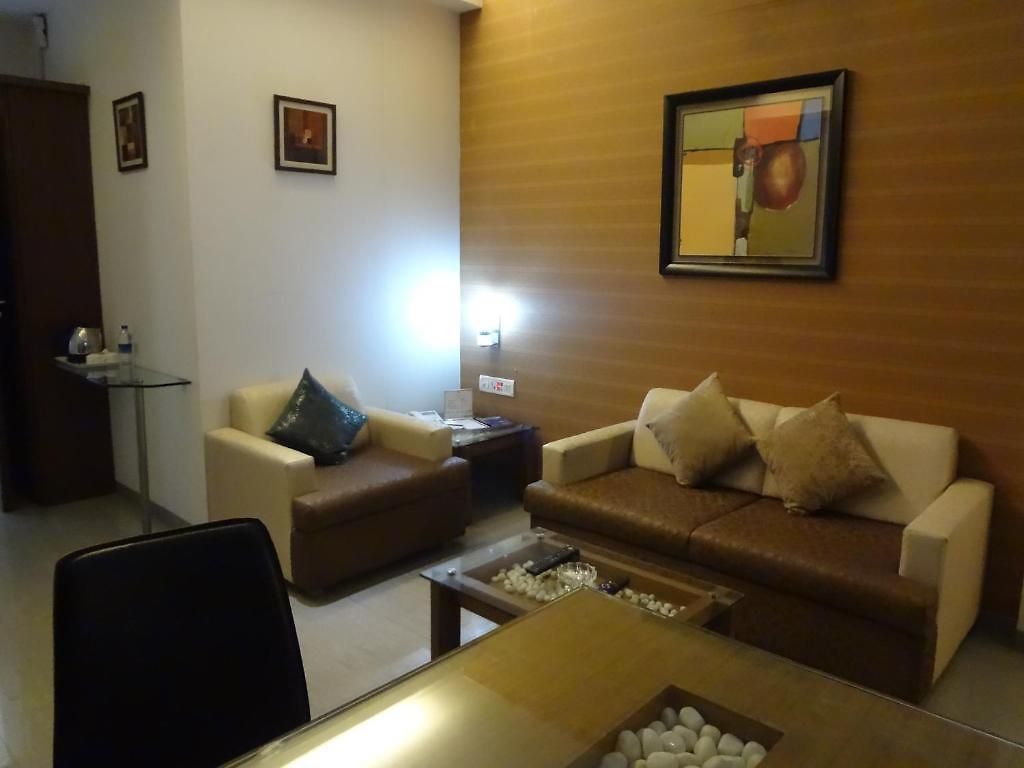 Vihang's Hotel 3*