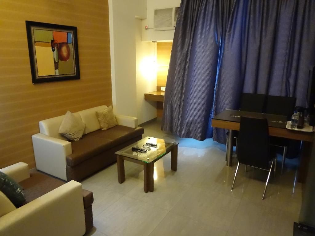 Hotel Vihang's 3*