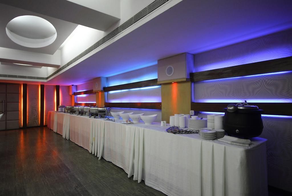 Hotel Vihang's 3*