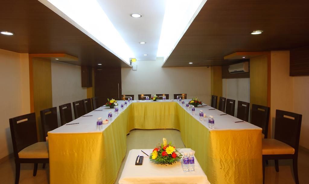 Hotel Vihang's
