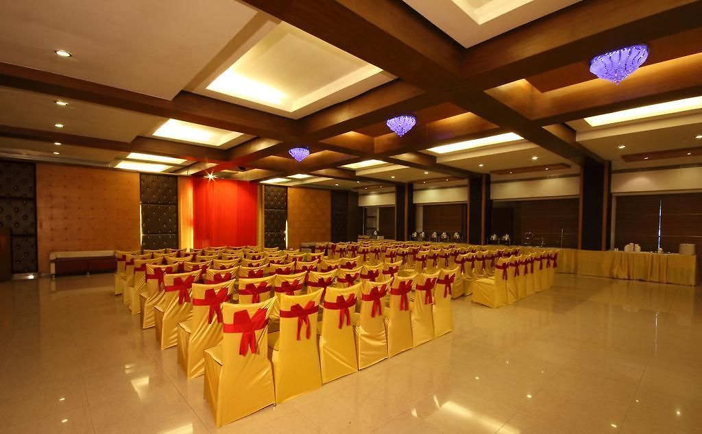 Hotel Vihang's 3*