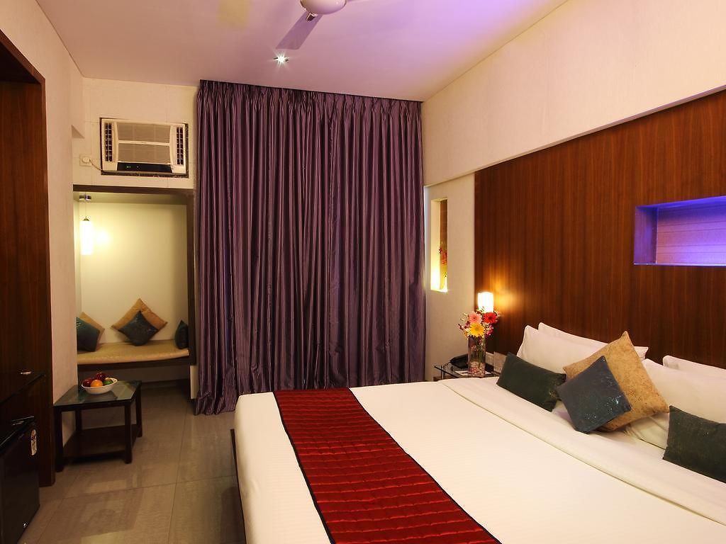 Hotel Vihang's