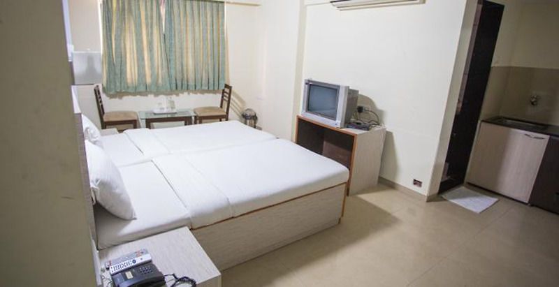 Hotel Ace Residency