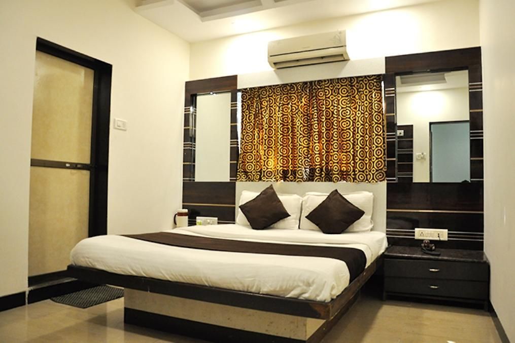 Apple Guest house Mumbai