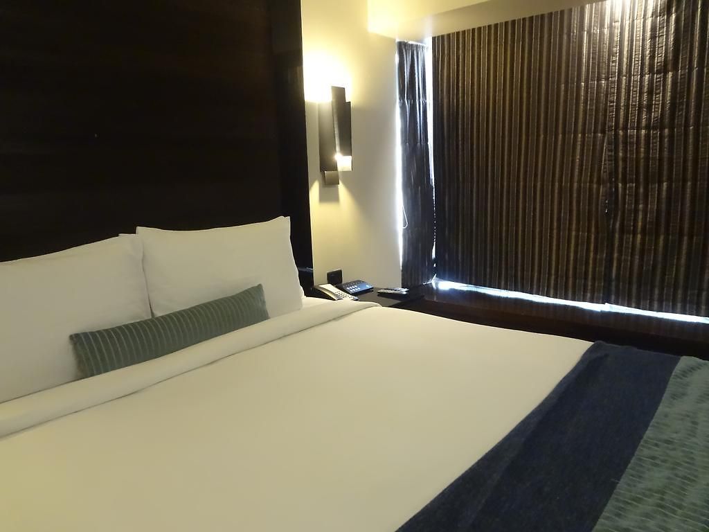 Svenska Design Andheri Hotel 5*