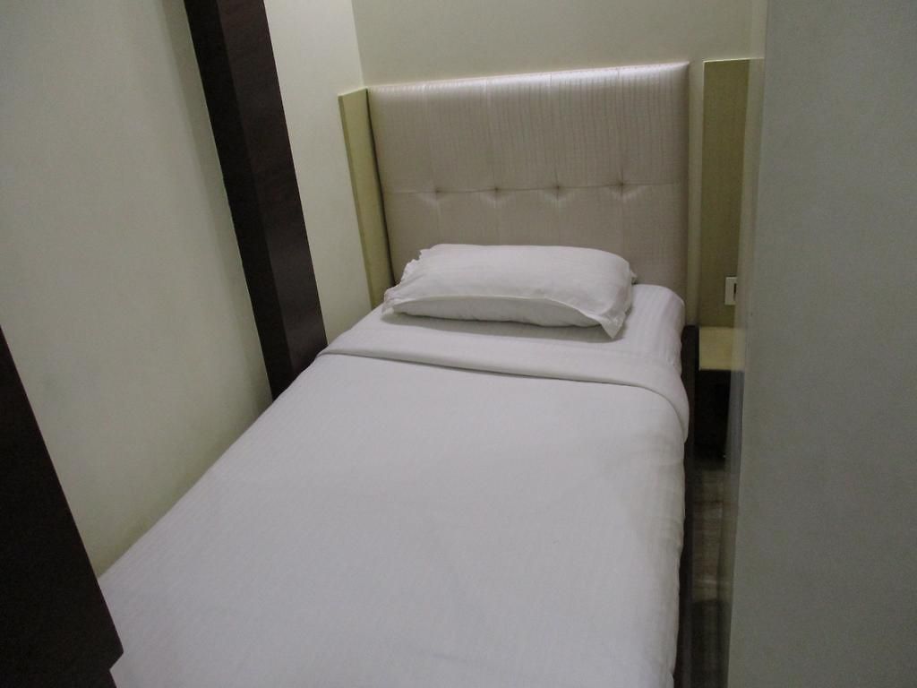 Hotel Sapna 2*