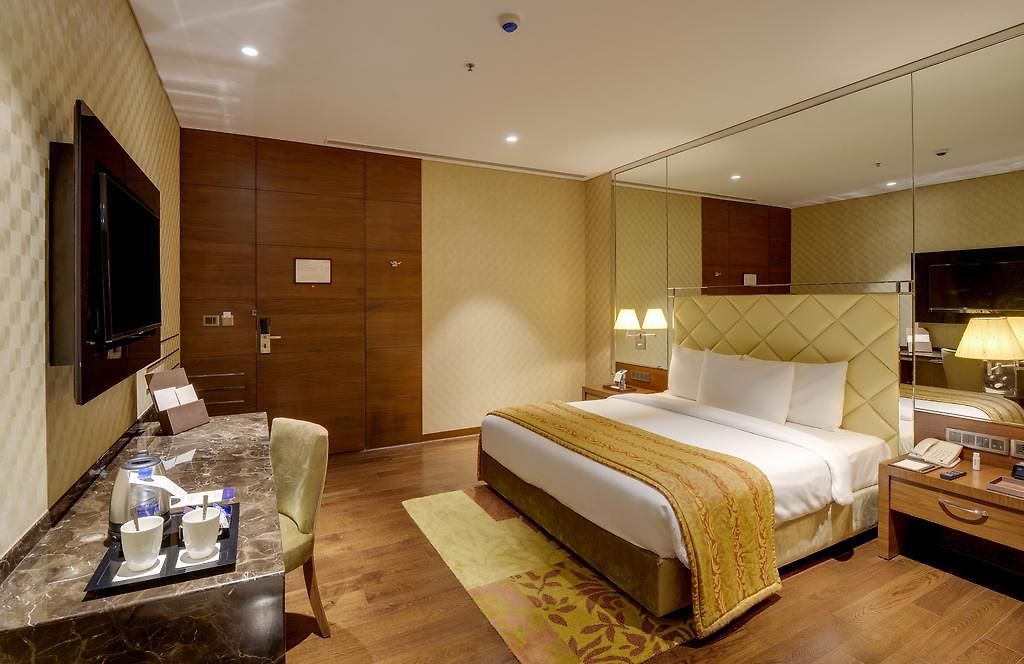 Niranta Transit Hotel Terminal 2 Arrivals/Landside Hotel
