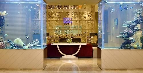 Niranta Airport Transit & Lounge Terminal 2 Arrivals/landside 4*