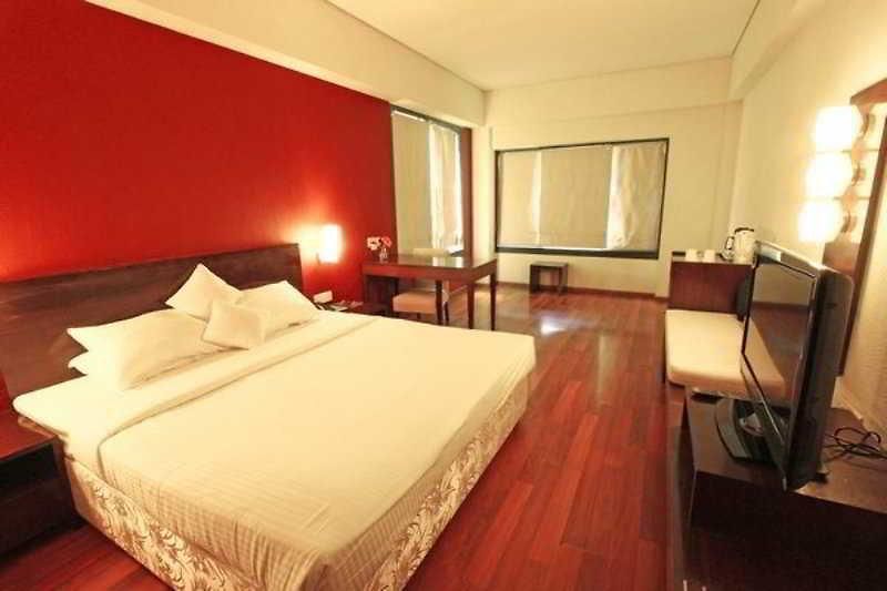 Hotel The Legend 3*