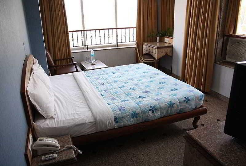 Imperial Executive Hotel