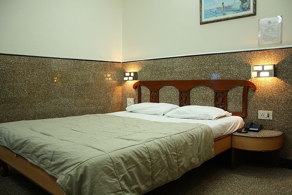 Royal Castle Hotel Mumbai