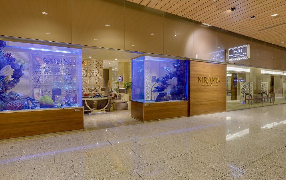 Niranta Airport Transit & Lounge Terminal 2 Arrivals/landside 4*