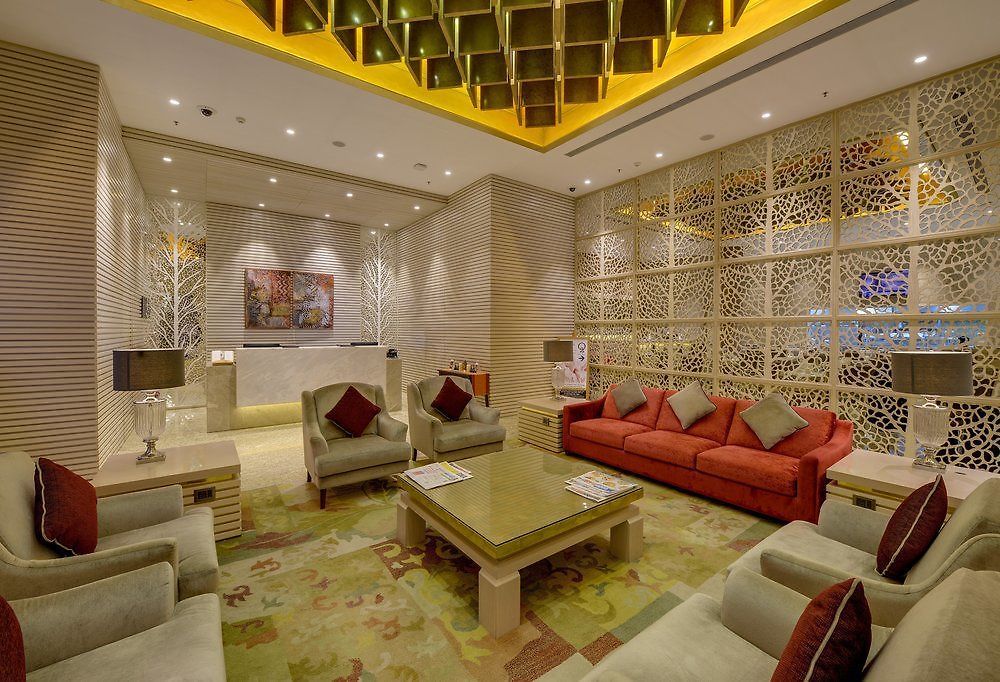 Niranta Airport Transit & Lounge Terminal 2 Arrivals/landside 4*