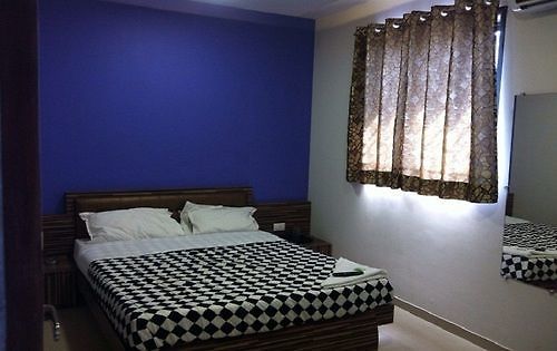 Oyo 3630 Hotel Ajwa 3*