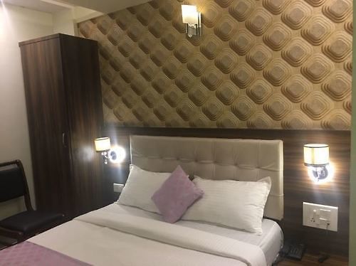 Hotel Liberty Plaza Mumbai