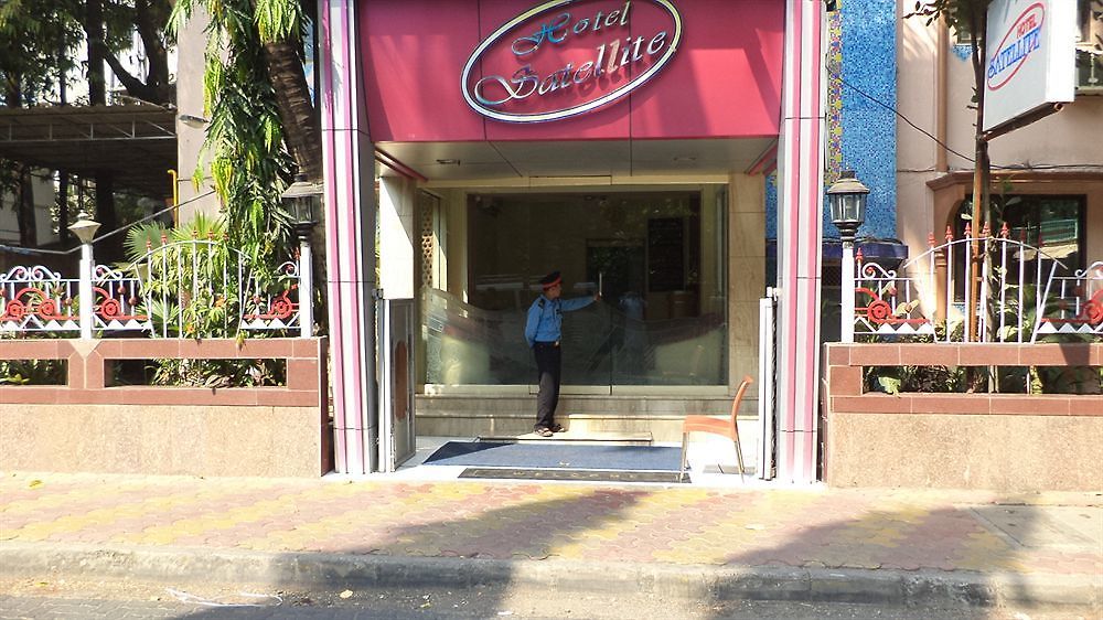 Satellite Hotel