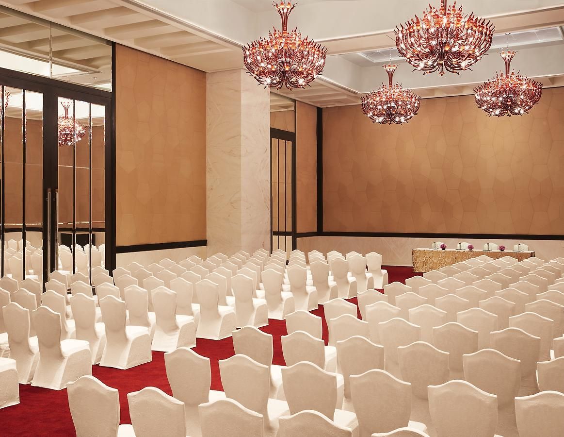 Hotel Taj Santacruz 5*