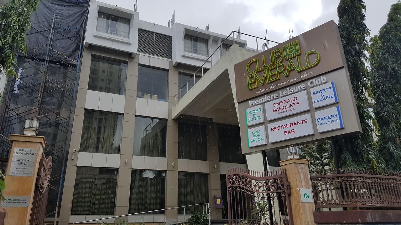 Hotel Club Emerald 3*