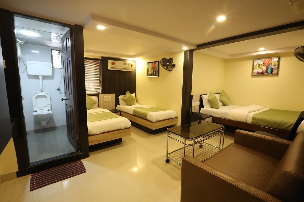 Hotel Happyland Mumbai