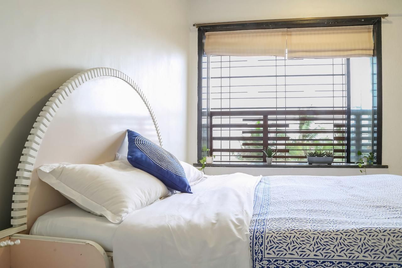 Guest house Connekthomes - Sea Views In Bandra Mumbai
