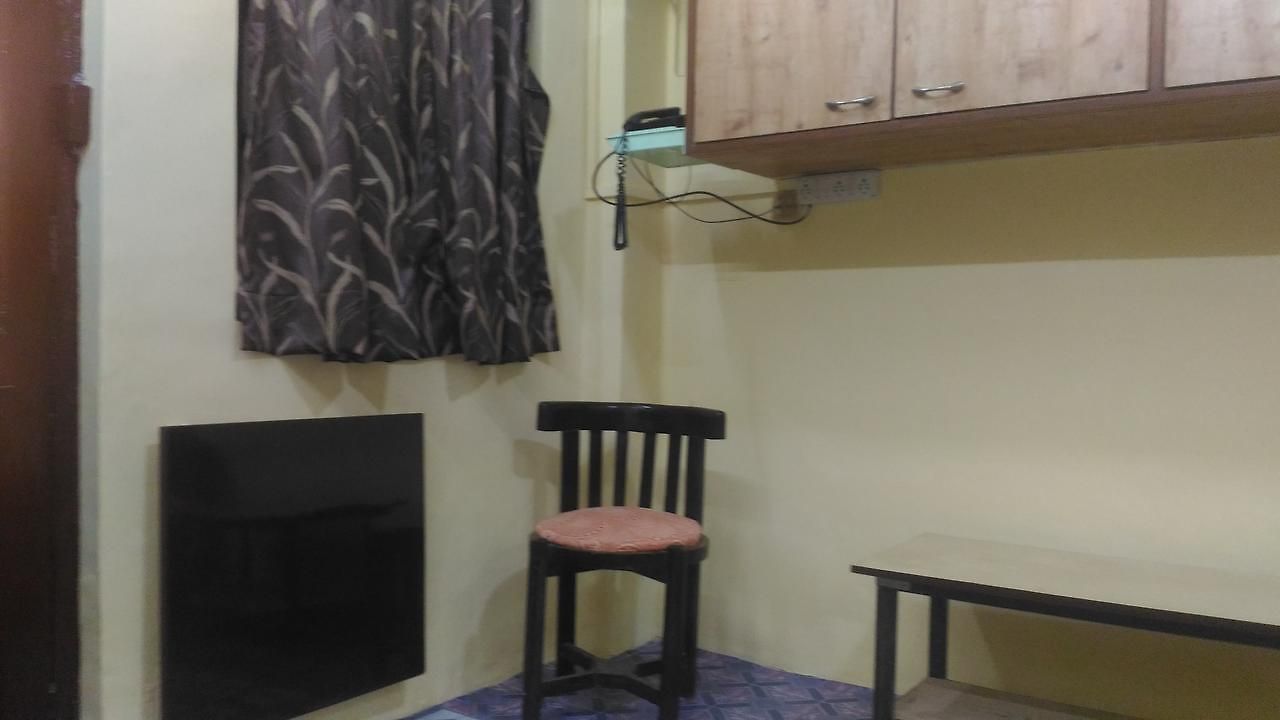 Furnished Near Bkc, Airport & Santacruz * Mumbai