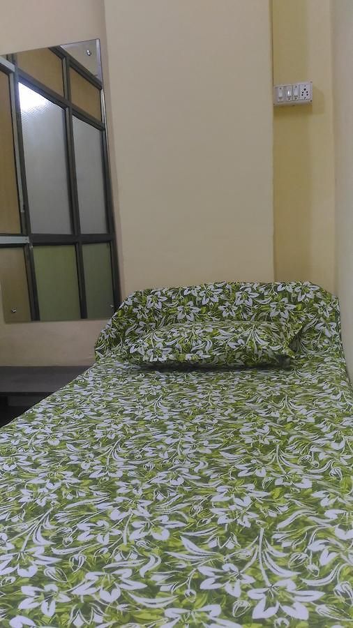 Furnished Near Bkc, Airport & Santacruz *