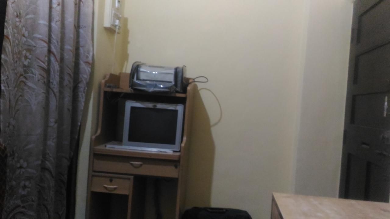 Furnished Near Bkc, Airport & Santacruz Guest house *
