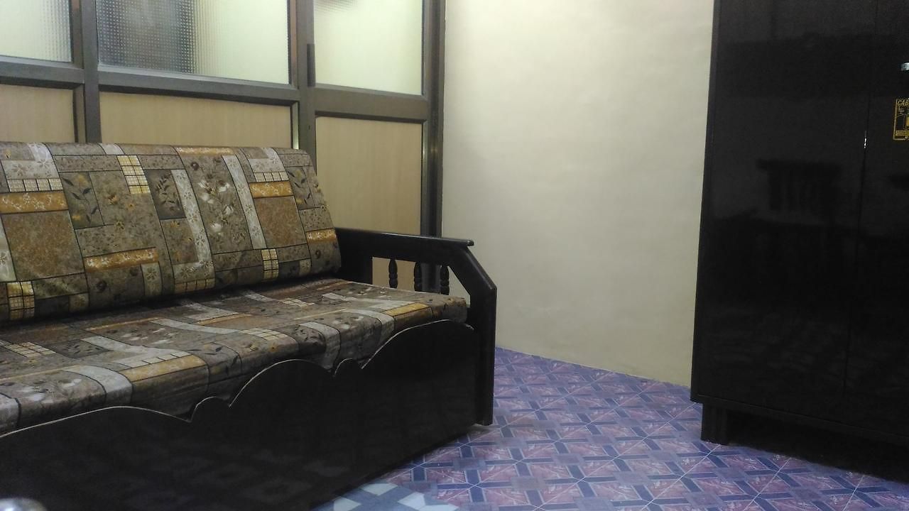 Furnished Near Bkc, Airport & Santacruz Guest house *