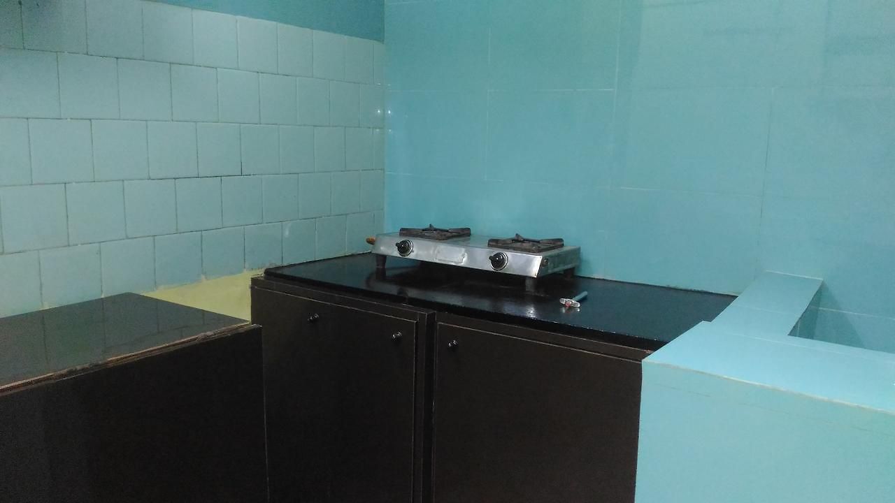 Guest house Furnished Near Bkc, Airport & Santacruz Mumbai