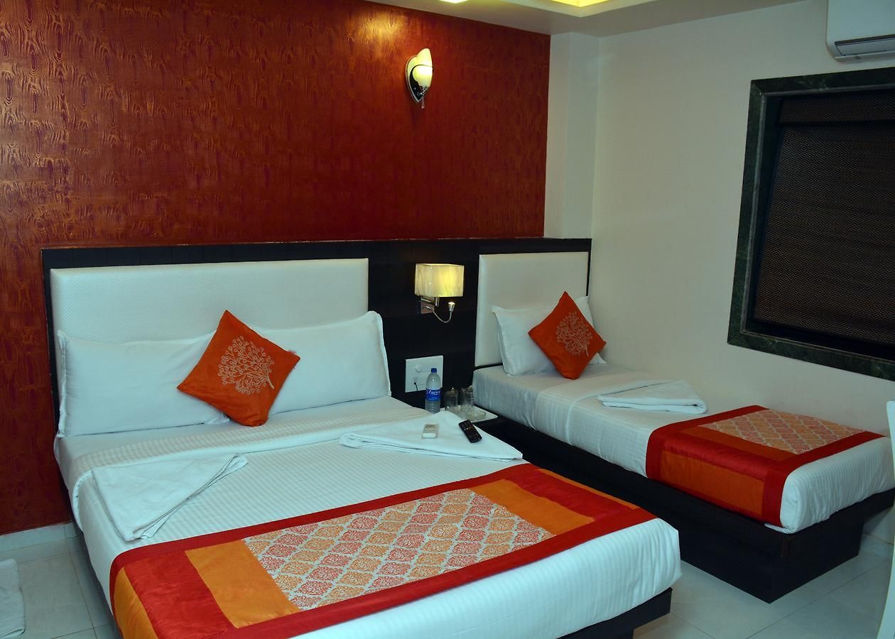 Avenue Hotel 2*