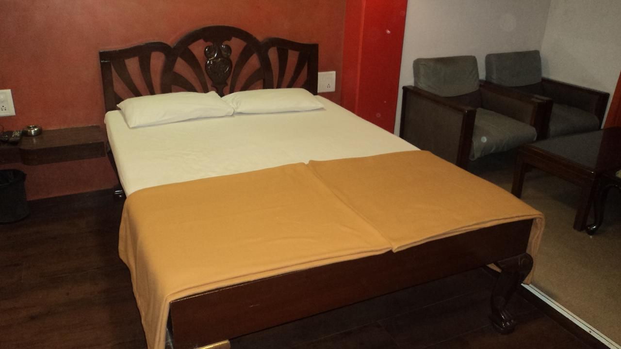 Hotel Benazeer 2*