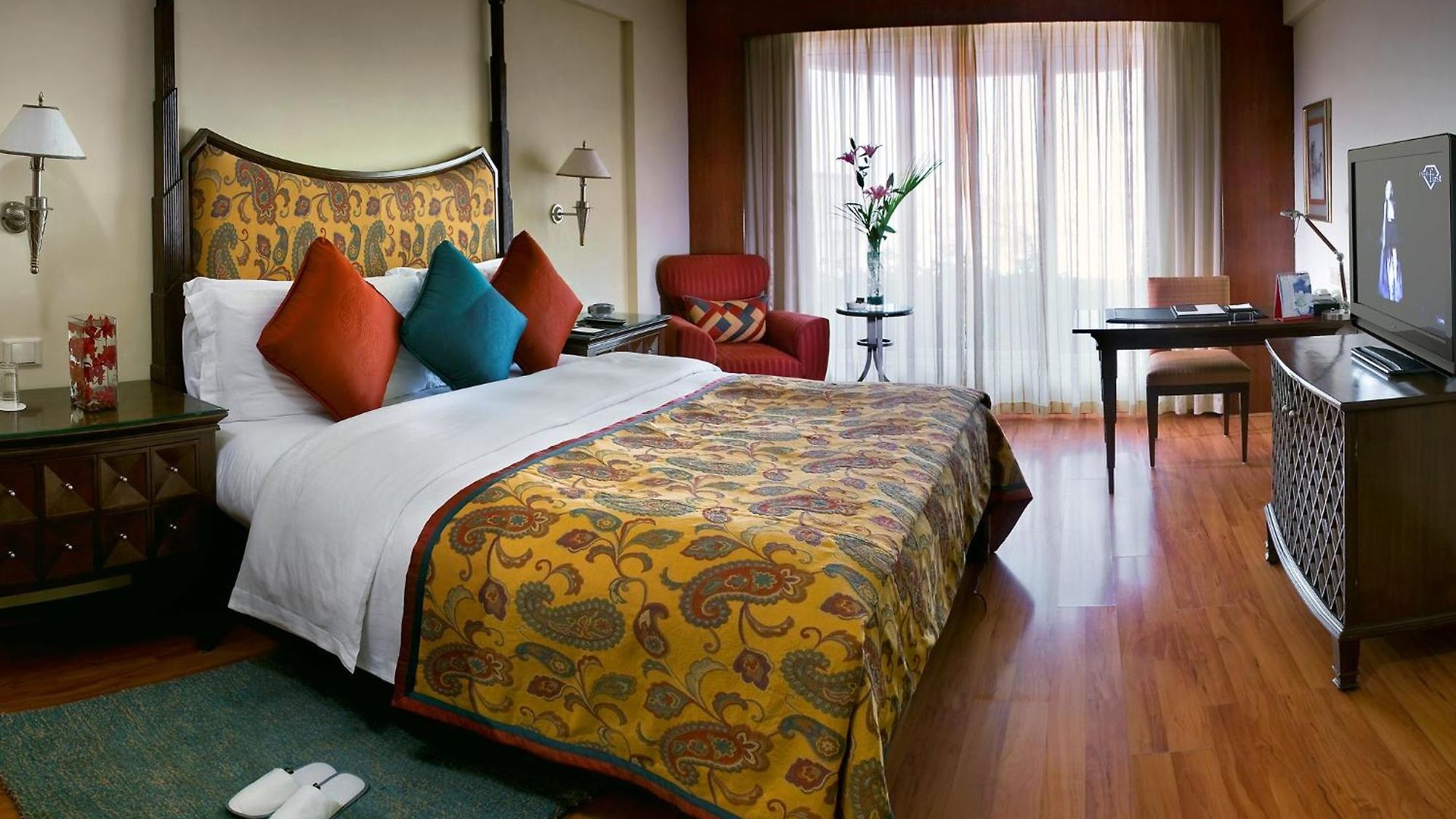 The Lalit Hotel 5*