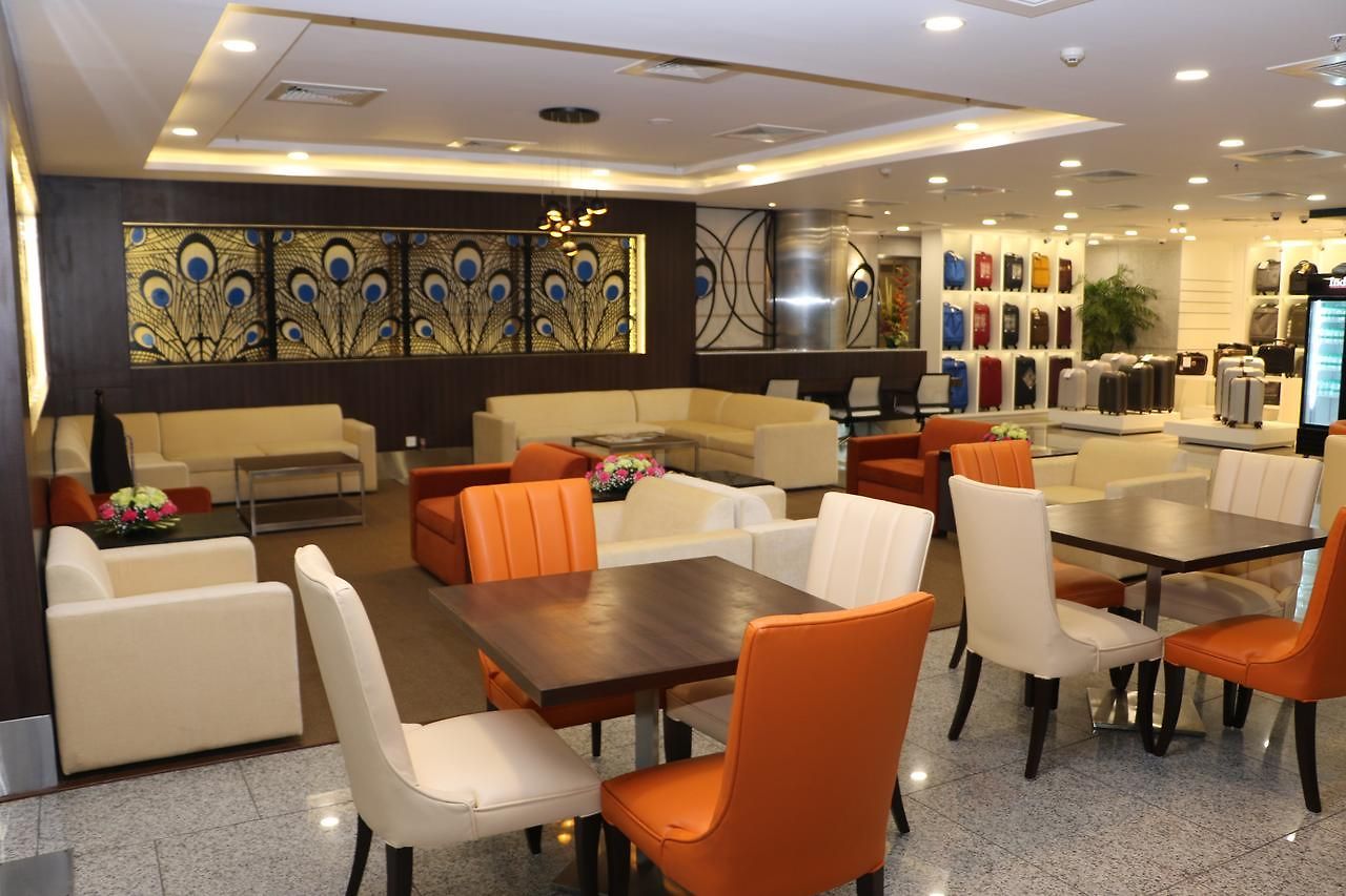 Aviserv Lounge Mumbai