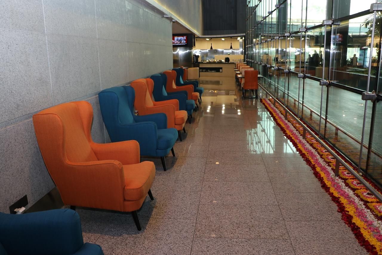 Aviserv Lounge