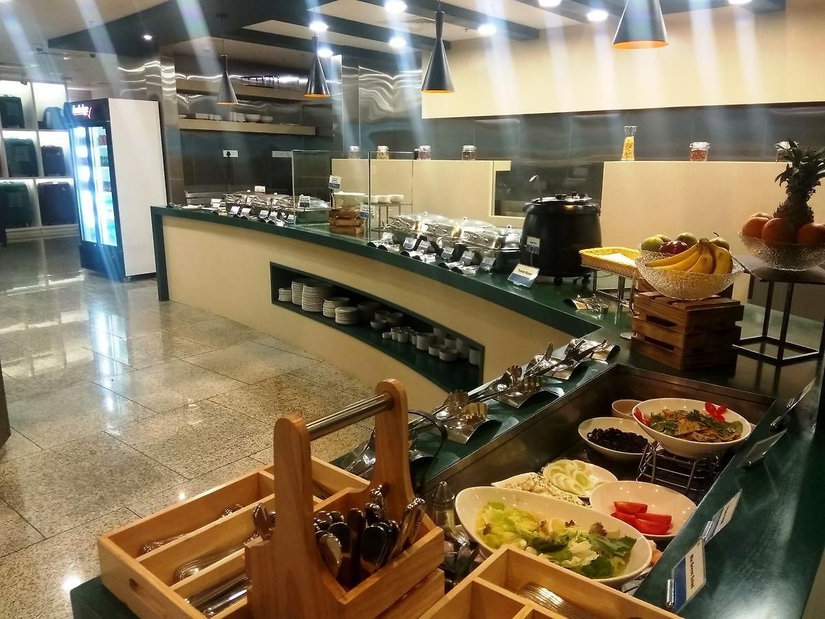 Aviserv Lounge Inn 4*