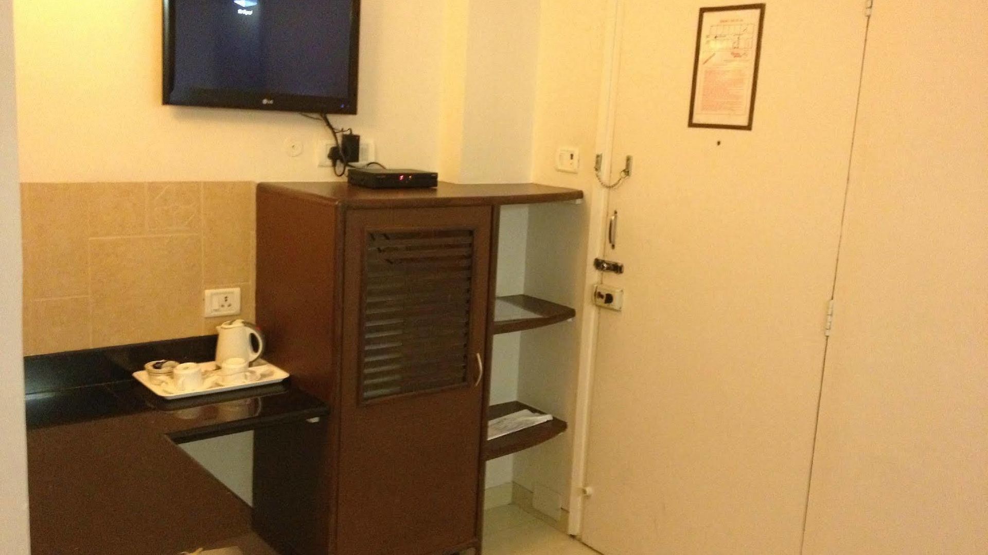 Hotel Avion