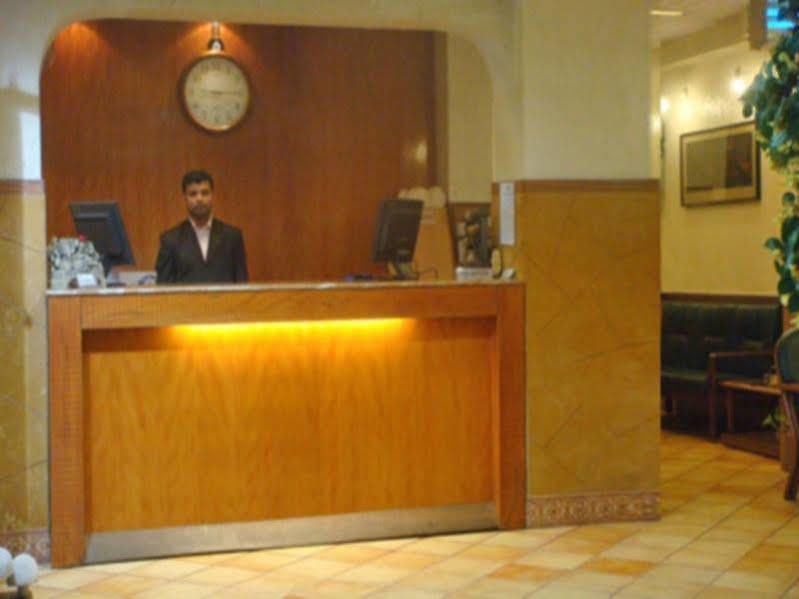 Hotel Highway Andheri East 3*